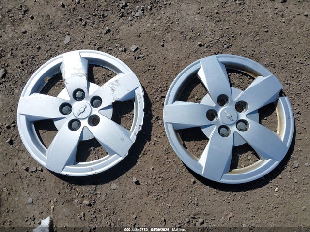 1G1JA6SG3F4214313 Chevrolet Sonic Ls Auto