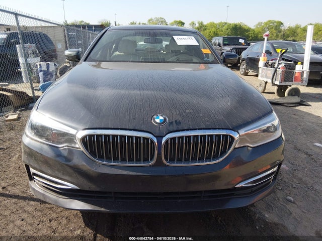 44842754 :رقم المزاد ، WBAJE7C38HG887674 vin ، 2017 Bmw 540i Xdrive مزاد بيع