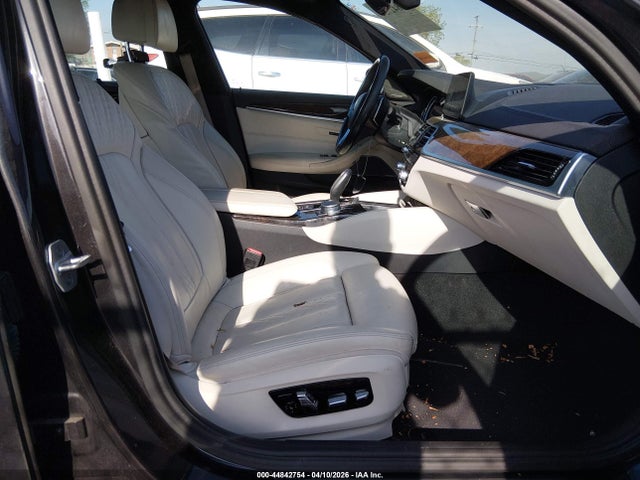 2017 BMW 540I WBAJE7C38HG887674 Photo 4