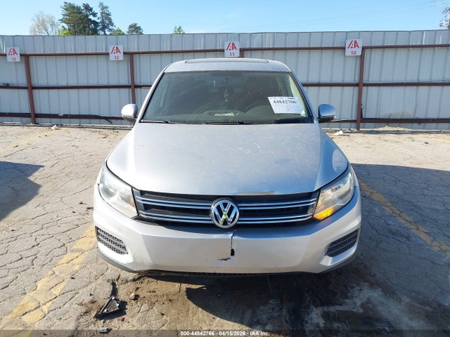 Продажа на аукционе авто 2012 Volkswagen Tiguan S, vin: WVGBV7AXXCW566999, номер лота: 44842766