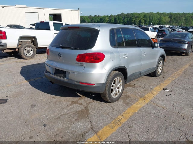 Продажа на аукционе авто 2012 Volkswagen Tiguan S, vin: WVGBV7AXXCW566999, номер лота: 44842766