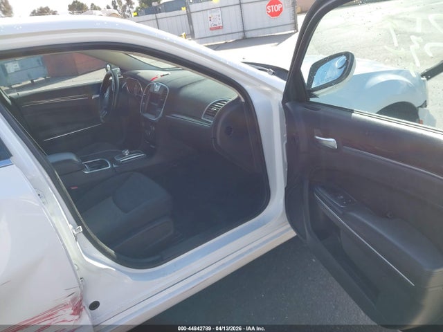 Aukcja sprzedaży 2018 Chrysler 300 Touring Awd, vin: 2C3CCARG4JH231642, numer aukcji: 44842789