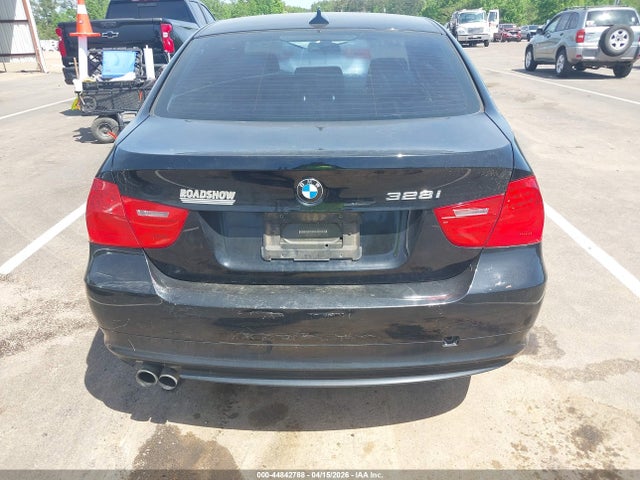 Продажа на аукционе авто 2009 Bmw 328i, vin: WBAPH73529A174292, номер лота: 44842788