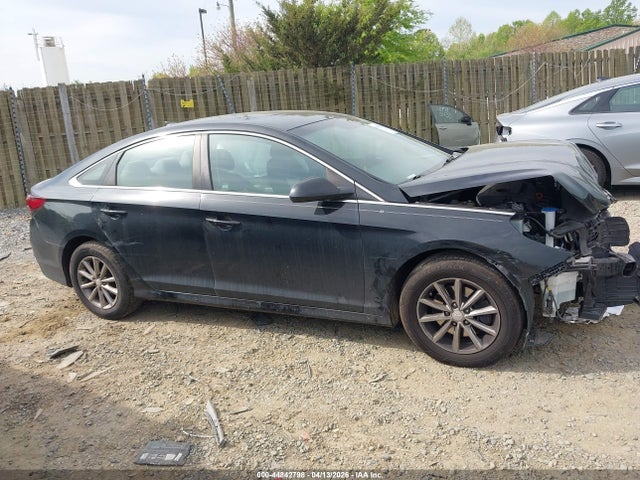 Продаж на аукціоні авто 2019 Hyundai Sonata Se, vin: 5NPE24AF3KH759242, номер лоту: 44842798
