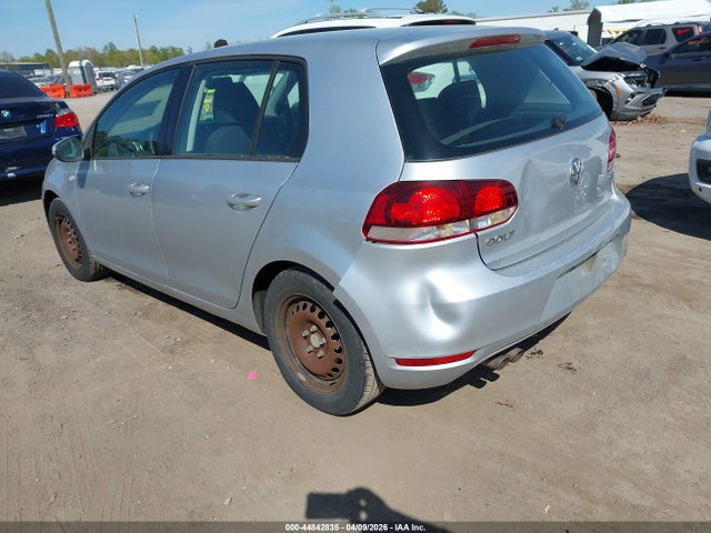 44842835 :رقم المزاد ، WVWDB7AJ0DW116927 vin ، 2013 Volkswagen Golf 2.5l 4-door مزاد بيع