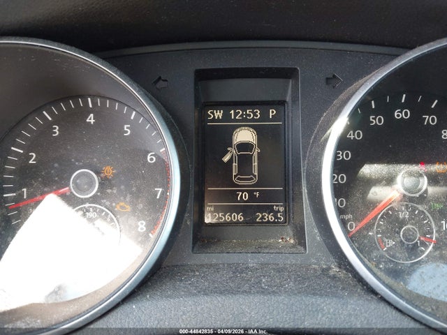 44842835 :رقم المزاد ، WVWDB7AJ0DW116927 vin ، 2013 Volkswagen Golf 2.5l 4-door مزاد بيع