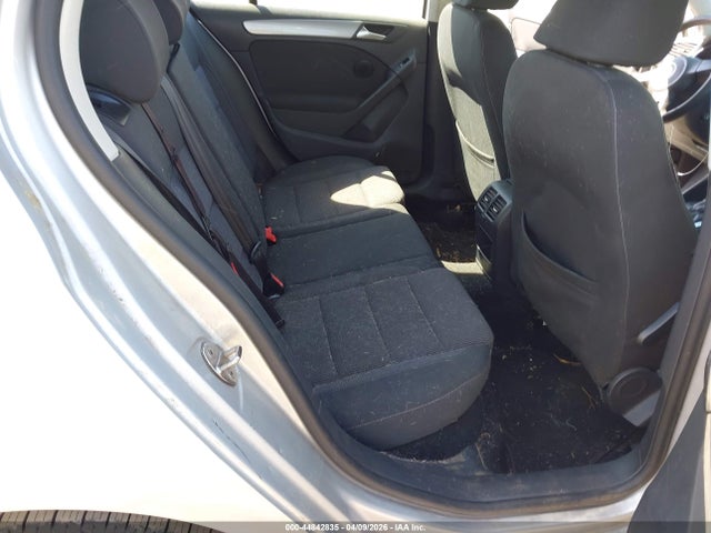 44842835 :رقم المزاد ، WVWDB7AJ0DW116927 vin ، 2013 Volkswagen Golf 2.5l 4-door مزاد بيع