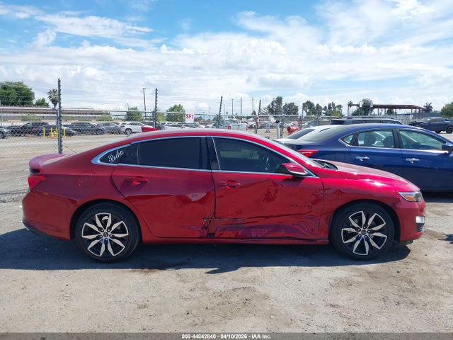1G1ZG5ST4MF044926 Chevrolet Malibu Fwd Rs