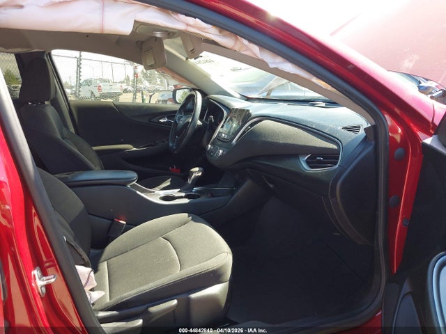 1G1ZG5ST4MF044926 Chevrolet Malibu Fwd Rs