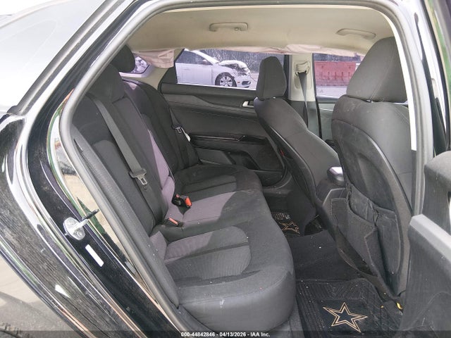 5XXG14J22MG005742 KIA K5 LXS