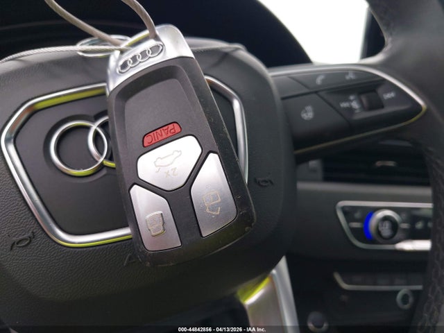 2024 Audi A4 Premium Plus 45 Tfsi S Line Quattro S Tronic მანქანა იყიდება აუქციონზე, vin: WAUEAAF44RN013172, აუქციონის ნომერი: 44842856