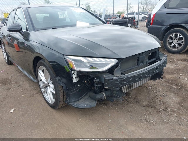 2024 Audi A4 Premium Plus 45 Tfsi S Line Quattro S Tronic მანქანა იყიდება აუქციონზე, vin: WAUEAAF44RN013172, აუქციონის ნომერი: 44842856