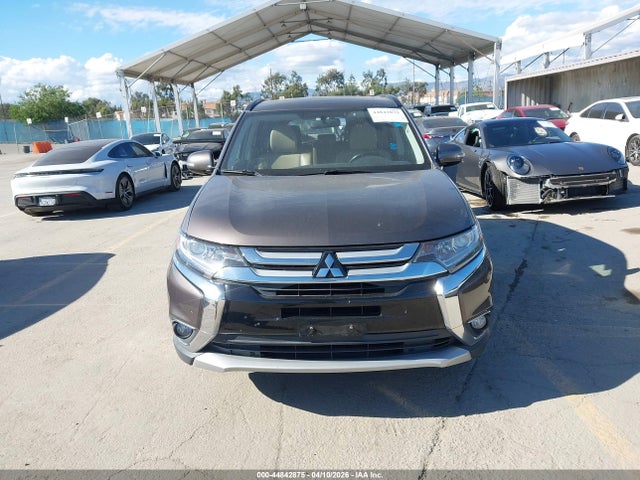 JA4AD3A37GZ000872 Mitsubishi Outlander Sel