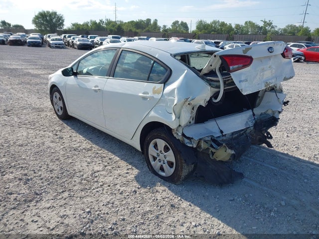 Продажа на аукционе авто 2017 Kia Forte Lx, vin: 3KPFK4A79HE066816, номер лота: 44842881