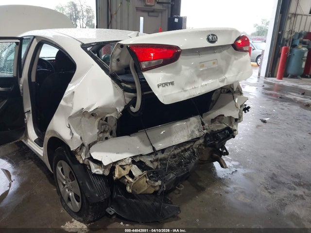 Продажа на аукционе авто 2017 Kia Forte Lx, vin: 3KPFK4A79HE066816, номер лота: 44842881