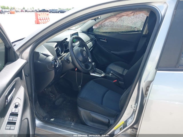 44842886 :رقم المزاد ، 3MYDLBZV1GY141244 vin ، 2016 Scion Ia مزاد بيع