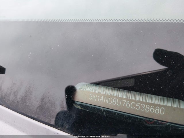 2006 NISSAN XTERRA 5N1AN08U76C538680 Photo 8