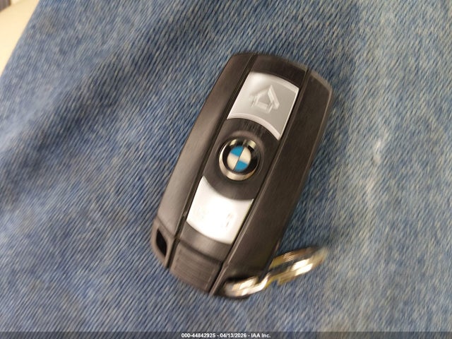 Продажа на аукционе авто 2015 Bmw X1 Xdrive28i, vin: WBAVL1C58FVY27585, номер лота: 44842925