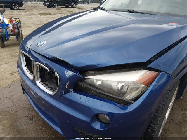Продажа на аукционе авто 2015 Bmw X1 Xdrive28i, vin: WBAVL1C58FVY27585, номер лота: 44842925