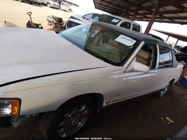 Продажа на аукционе авто 1998 Cadillac Deville Standard, vin: 1G6KD54Y1WU737870, номер лота: 44842938