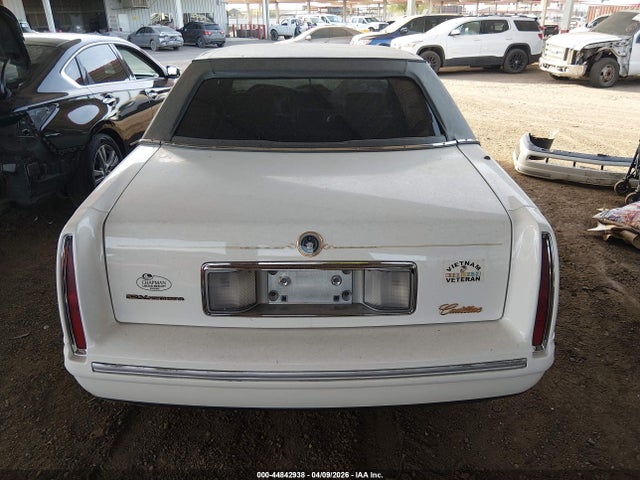 1998 Cadillac Deville Standard მანქანა იყიდება აუქციონზე, vin: 1G6KD54Y1WU737870, აუქციონის ნომერი: 44842938