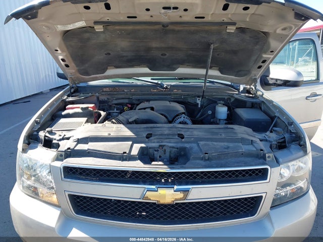 Продажа на аукционе авто 2007 Chevrolet Tahoe Lt, vin: 1GNFK13007R136986, номер лота: 44842948