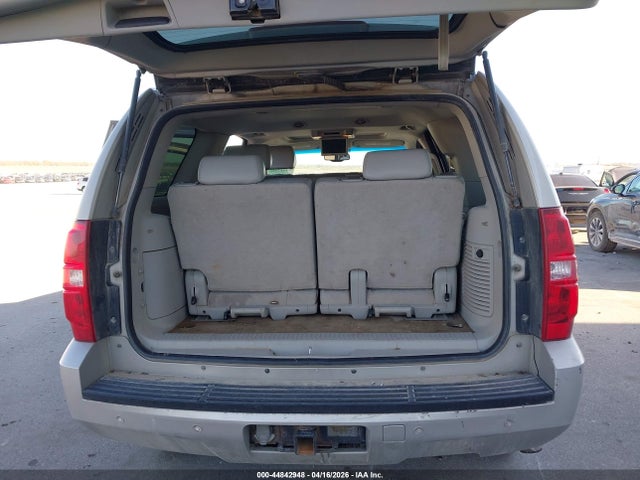 Продажа на аукционе авто 2007 Chevrolet Tahoe Lt, vin: 1GNFK13007R136986, номер лота: 44842948