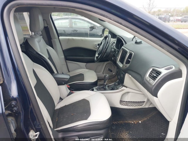 2018 Jeep Compass Latitude 4x4 მანქანა იყიდება აუქციონზე, vin: 3C4NJDBB9JT436035, აუქციონის ნომერი: 44842962