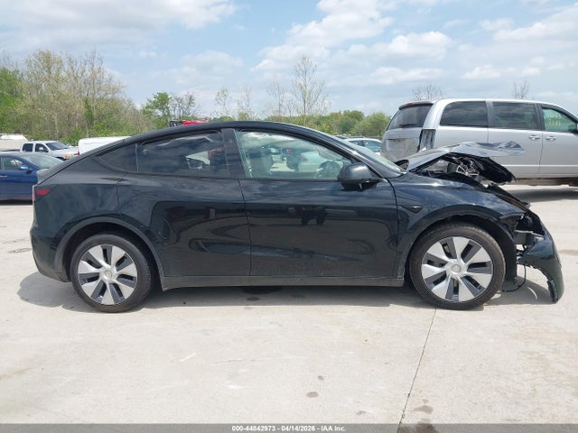 2024 Tesla Model Y Long Range Single Motor Rear-wheel Drive/rwd მანქანა იყიდება აუქციონზე, vin: 7SAYGDEDXRF087957, აუქციონის ნომერი: 44842973
