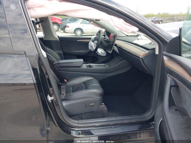 2024 Tesla Model Y Long Range Single Motor Rear-wheel Drive/rwd მანქანა იყიდება აუქციონზე, vin: 7SAYGDEDXRF087957, აუქციონის ნომერი: 44842973