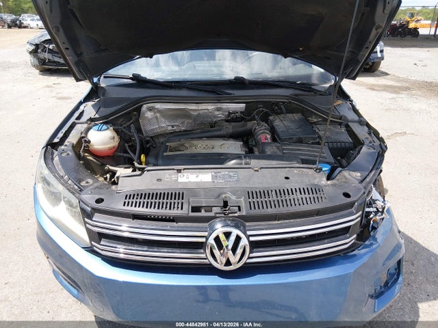 44842981 :رقم المزاد ، WVGRV7AX7HW503509 vin ، 2017 Volkswagen Tiguan 2.0t Wolfsburg Edition مزاد بيع
