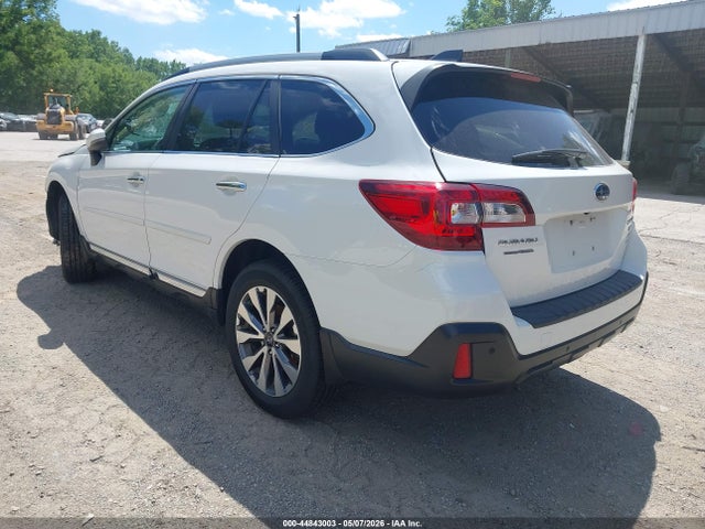 Продаж на аукціоні авто 2019 Subaru Outback 3.6r Touring, vin: 4S4BSETC5K3362697, номер лоту: 44843003