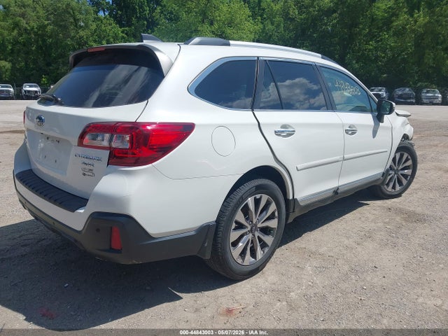 Продаж на аукціоні авто 2019 Subaru Outback 3.6r Touring, vin: 4S4BSETC5K3362697, номер лоту: 44843003