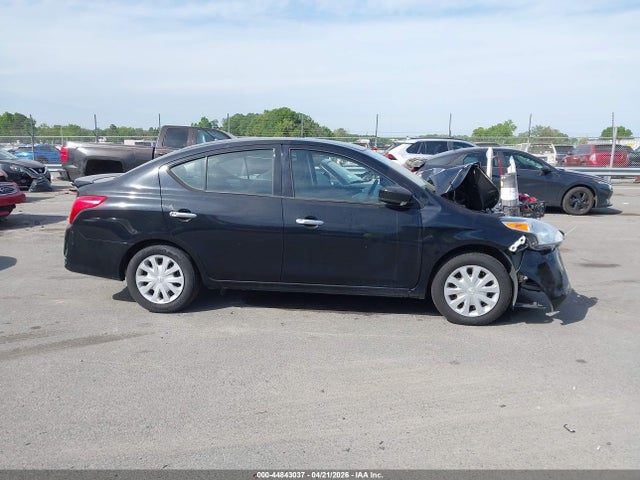 44843037 :رقم المزاد ، 3N1CN7AP6KL870895 vin ، 2019 Nissan Versa 1.6 Sv مزاد بيع