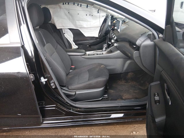 3N1AB8CV2NY232832 Nissan Sentra Sv Xtronic Cvt