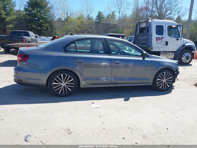2016 Volkswagen Jetta 1.8t Sport მანქანა იყიდება აუქციონზე, vin: 3VWD17AJ3GM396363, აუქციონის ნომერი: 44843040