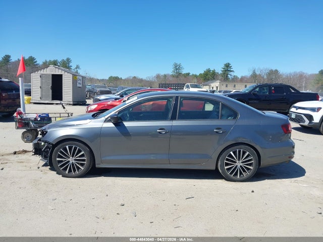 2016 Volkswagen Jetta 1.8t Sport მანქანა იყიდება აუქციონზე, vin: 3VWD17AJ3GM396363, აუქციონის ნომერი: 44843040