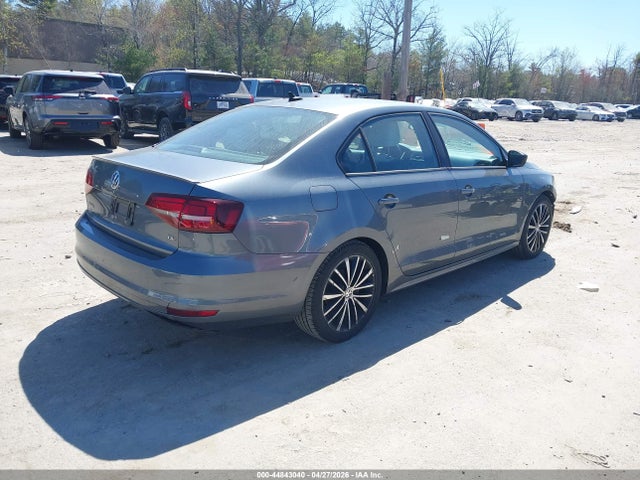 2016 Volkswagen Jetta 1.8t Sport მანქანა იყიდება აუქციონზე, vin: 3VWD17AJ3GM396363, აუქციონის ნომერი: 44843040