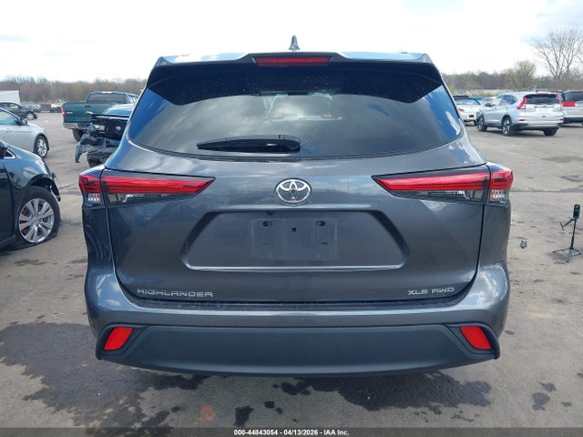 44843054 :رقم المزاد ، 5TDGZRBH0NS176952 vin ، 2022 Toyota Highlander Xle مزاد بيع