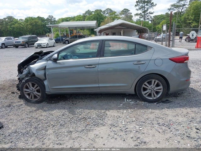 Aukcja sprzedaży 2017 Hyundai Elantra Se, vin: KMHD84LF4HU228987, numer aukcji: 44843064