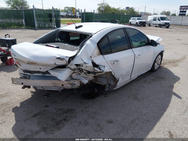 1G1PC5SH9G7212136 Chevrolet Cruze Limited Ls Auto