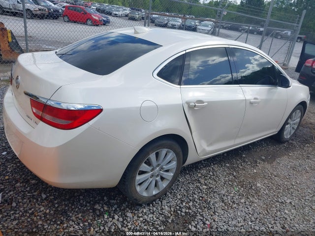 1G4PP5SK6G4125153 Buick Verano
