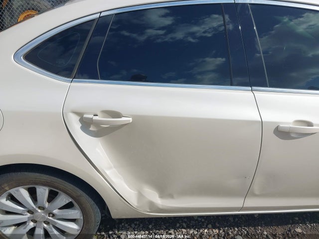 1G4PP5SK6G4125153 Buick Verano