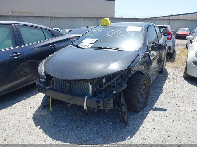 2017 TOYOTA COROLLA 5YFBURHE0HP622018 Photo 1