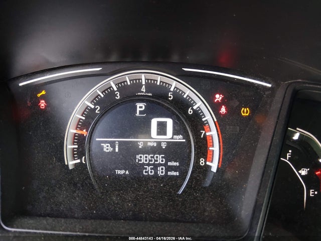 44843143 :رقم المزاد ، 2HGFC2F55HH555101 vin ، 2017 Honda Civic Lx مزاد بيع