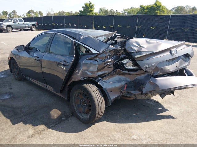 44843143 :رقم المزاد ، 2HGFC2F55HH555101 vin ، 2017 Honda Civic Lx مزاد بيع
