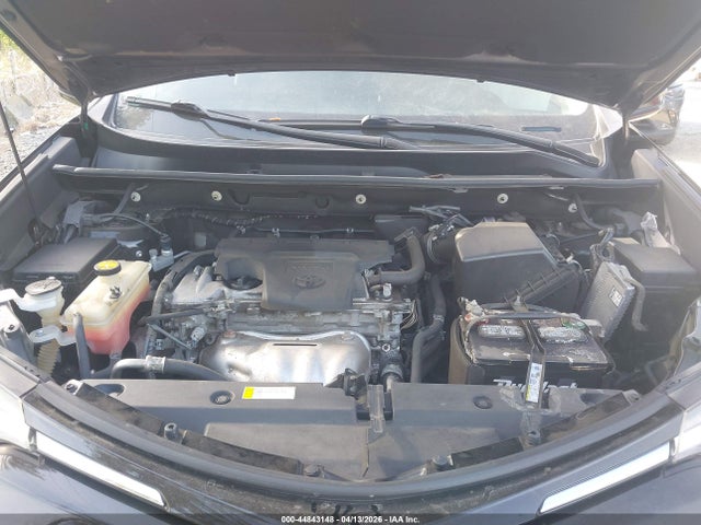 2017 Toyota Rav4 Le მანქანა იყიდება აუქციონზე, vin: 2T3BFREV2HW602633, აუქციონის ნომერი: 44843148