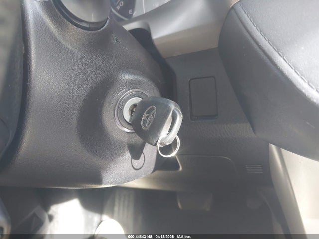 2017 Toyota Rav4 Le მანქანა იყიდება აუქციონზე, vin: 2T3BFREV2HW602633, აუქციონის ნომერი: 44843148