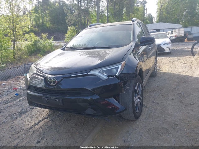 2017 Toyota Rav4 Le მანქანა იყიდება აუქციონზე, vin: 2T3BFREV2HW602633, აუქციონის ნომერი: 44843148