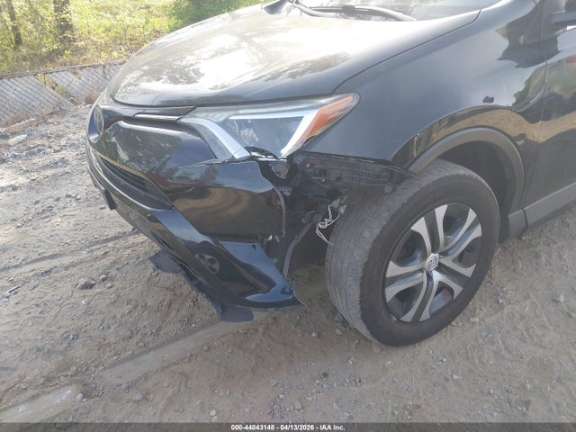2017 Toyota Rav4 Le მანქანა იყიდება აუქციონზე, vin: 2T3BFREV2HW602633, აუქციონის ნომერი: 44843148